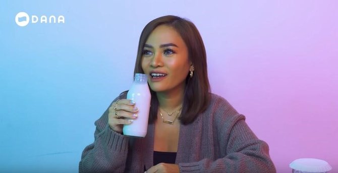 3 video challenge cobadulukak yang bisa bikin ngakak waktu bosan di rumah aja