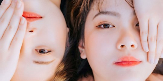 Bibir Kering karena Lip Tint? Ini 6 Tips untuk Mencegahnya