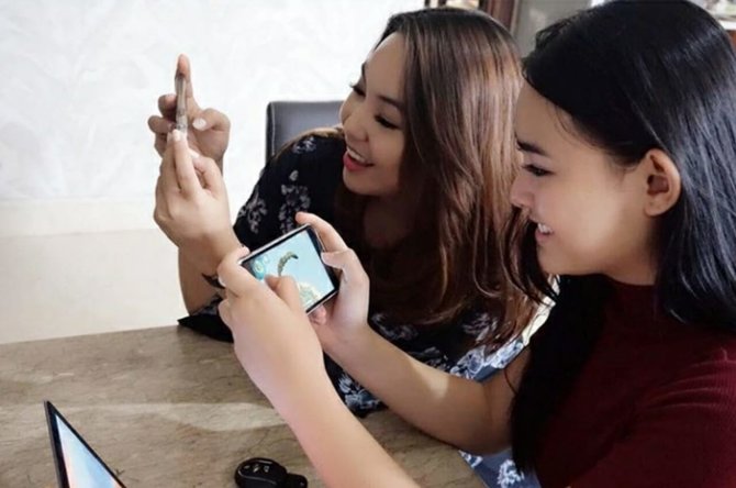 amanda manopo dan felicia manopo
