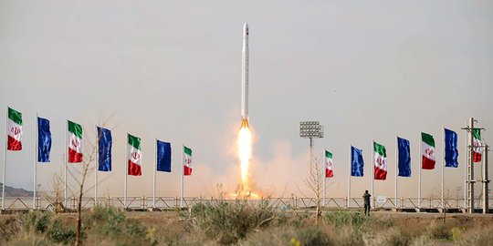 Penampakan Satelit Militer Pertama Iran yang Bikin AS Meradang