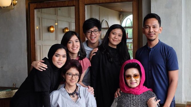 farida pasha pemeran tokoh mak lampir