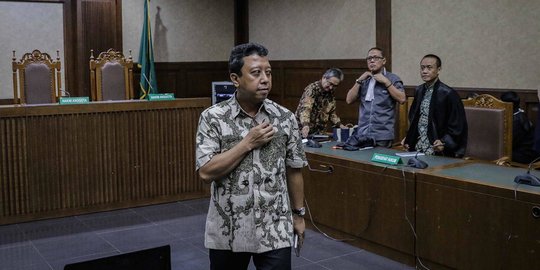 Banding Dikabulkan, Hukuman Romahurmuziy jadi 1 Tahun Penjara dan Denda Rp100 Juta