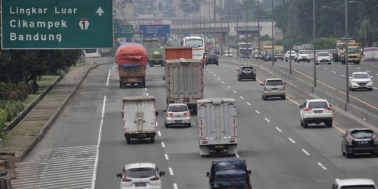 Larangan Mudik, Tol Jakarta-Cikampek Disekat, Elevated Ditutup