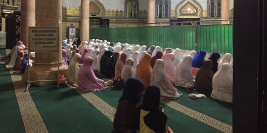 Tradisi Pembagian Bubur Sop di Masjid Raya Medan Ditiadakan Selama Pandemi