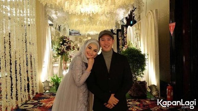 potret ruri dan sang istri