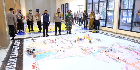 Tactical Floor Game, Cara Polda Jatim Cek Kesiapan Penerapan PSBB