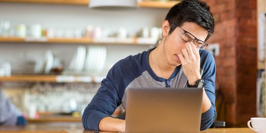 3 Godaan yang Kerap Datang saat Puasa Sambil Bekerja