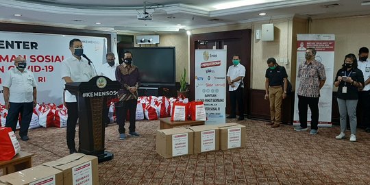 YPP Indosiar SCTV Serahkan Bantuan 10.000 Paket Sembako ke Kemensos
