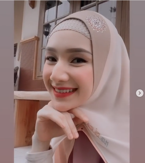 indri giana istri ustaz riza muhammad