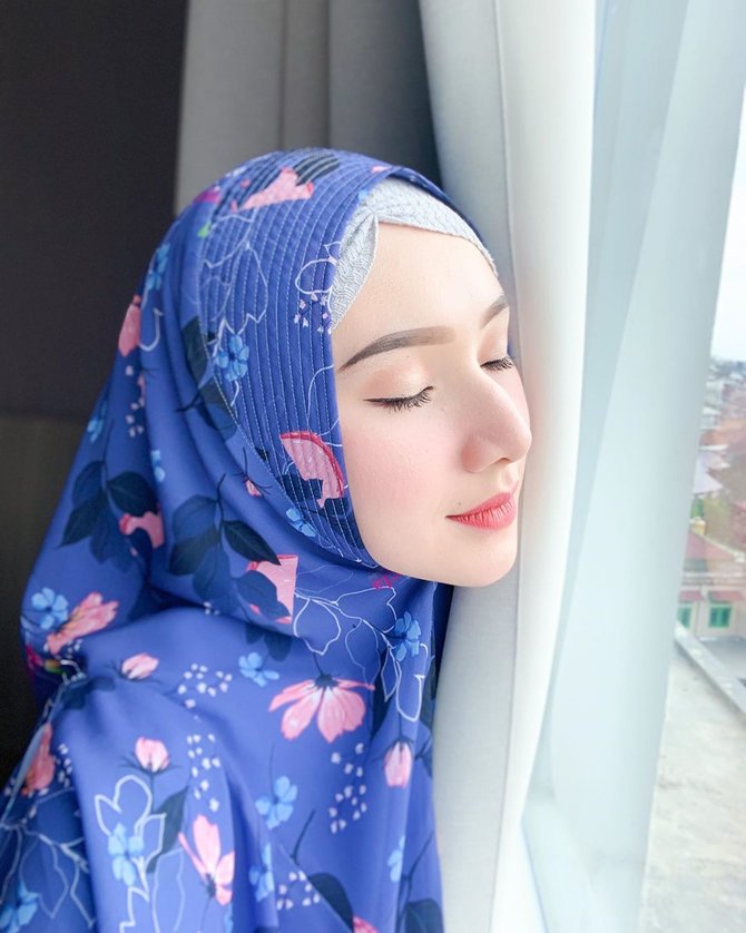 indri giana istri ustaz riza muhammad