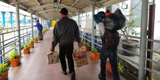 Tidak Dilarang, Pemudik di Pelabuhan Merak hanya Diperiksa Suhu Tubuh dan KTP