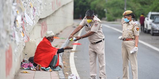 misteri di balik rendahnya angka kematian covid-19 di india, lockdown berhasil