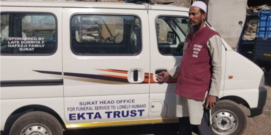 Kisah Pengurus Jenazah yang Ditelantarkan Keluarga di India