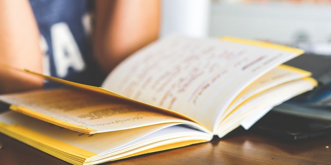 14 Macam-Macam Majas Beserta Contohnya, untuk Referensi Karya Sastra