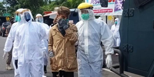 Polisi Temukan ODP Covid-19 di Titik Pemeriksaan Masuk Surabaya