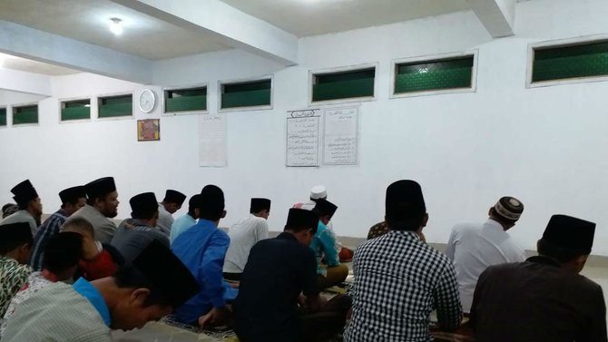 salah tarawih kilat di indramayu