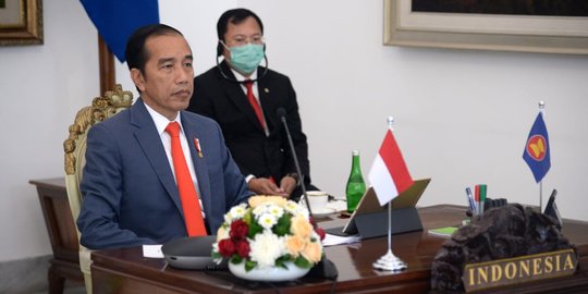 Jokowi Minta Gubernur Buat Program Perkuat Stimulus Ekonomi