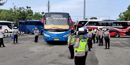 Sembunyikan Penumpang, Bus Tujuan Jawa Tengah Diputar Balik ke Jakarta