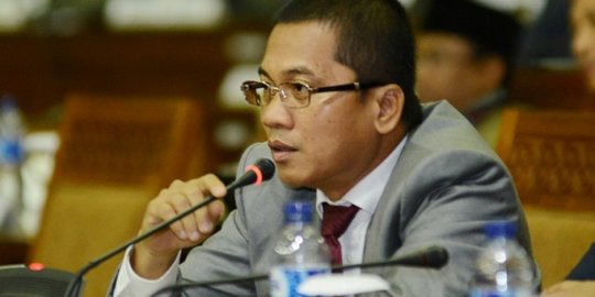 Ketua Komisi VIII DPR Sebut Rakyat Butuh Beras, Bukan Tas 'Bantuan Presiden'