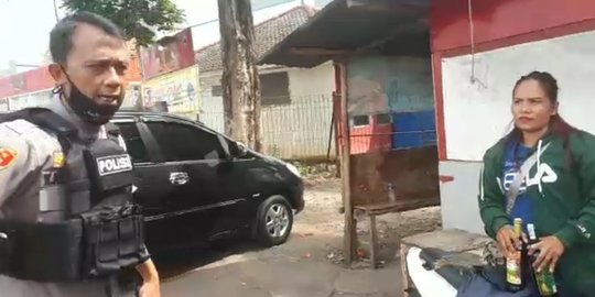 Perempuan Penjual Miras Keliling di Garut Ditangkap Polisi