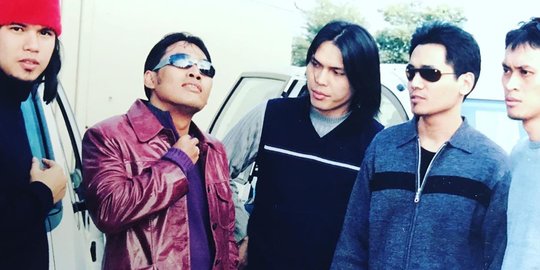 Erwin Prasetya Eks Bassis Dewa 19 Meninggal Dunia