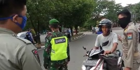 Tak Pakai Masker, Warga Palembang Terancam Penjara 1 Tahun