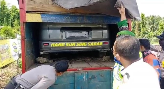 1001 cara warga akali petugas biar bisa mudik