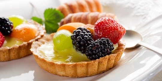 7 Cara Membuat Pie Buah Segar Warna-Warni, Cocok untuk Menu Buka Puasa