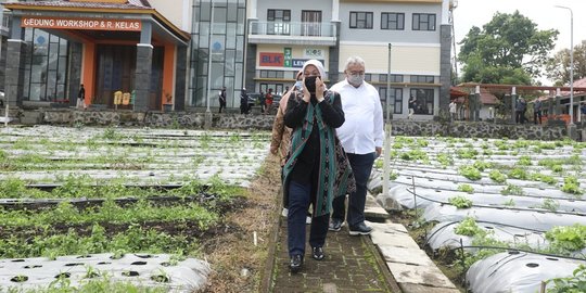 Menaker Ida Sulap BLK Jadi Sentra Produksi Alat Pencegahan Covid-19