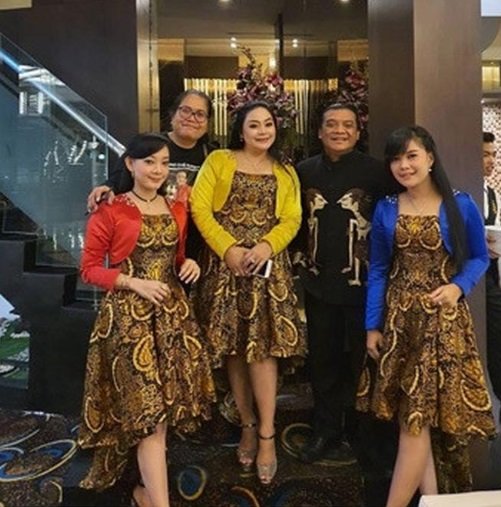 momen manis didi kempot bersama sang istri