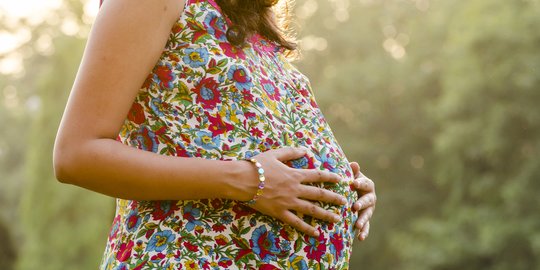 Pasangan Suami Istri Disarankan Menunda Kehamilan saat Masa Pandemi