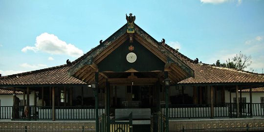 Tertua di Jogja, Ini 5 Fakta Sejarah Masjid Pathok Negoro Plosokuning yang Legendaris