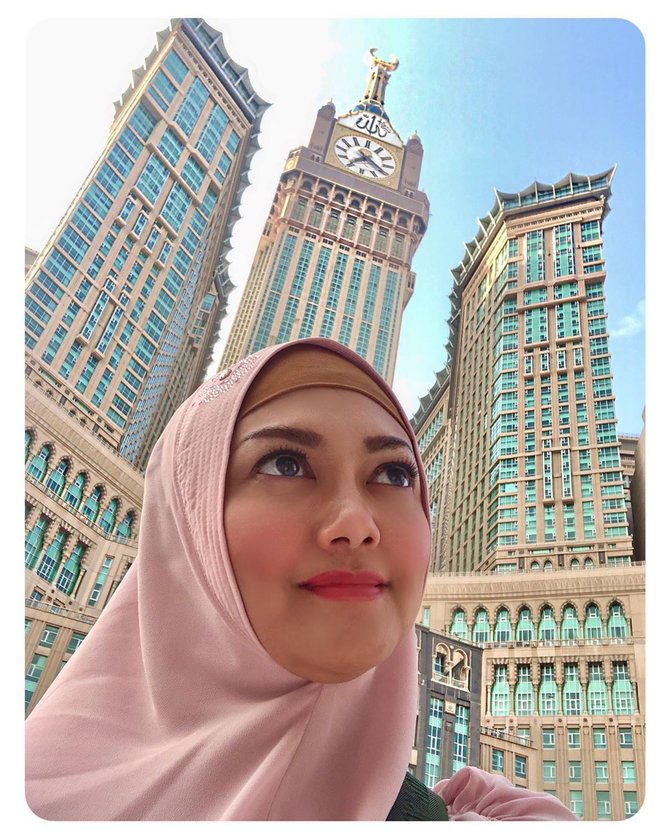 bella saphira berhijab