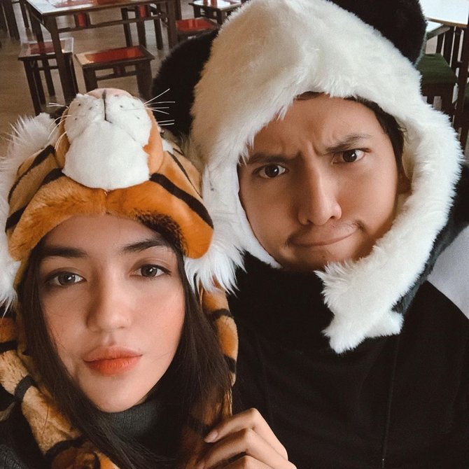 potret kemesraan ge pamungkas dan istri