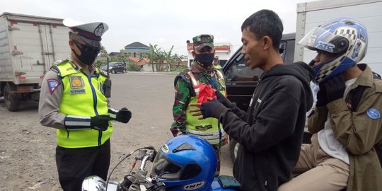 Hari Pertama PSBB di Garut, Pertokoan Masih Ramai