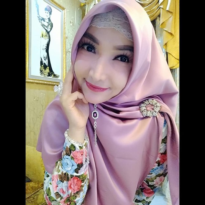 penampilan terbaru roro fitria