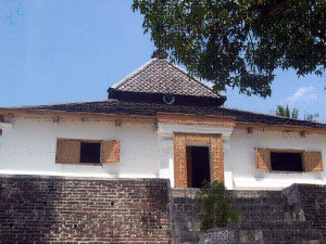 masjid golo bayat