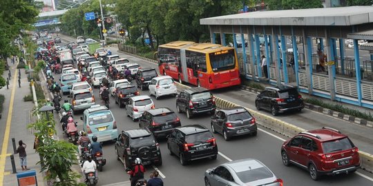 1.019 Perusahaan di Jakarta Langgar PSBB, 176 Ditutup Sementara