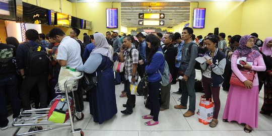 Penumpang Pesawat Diwajibkan Tiba di Bandara 4 Jam Sebelum Terbang