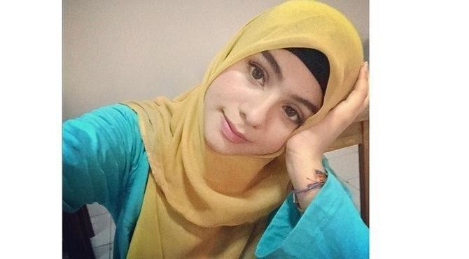 7 pesona sahila hisyam pakai hijab banjir pujian
