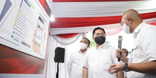 Erick Thohir Periksa Kesiapan Laboratorium PCR di RS PHC Surabaya