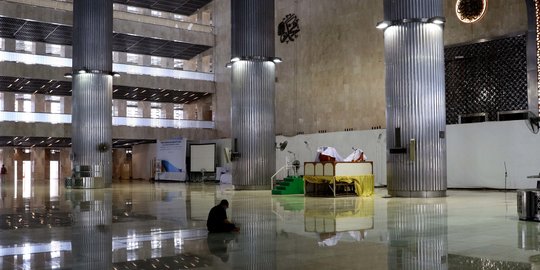 Zakat Fitrah di Masjid Istiqlal Baru Terkumpul Rp10 Juta, Beras Nihil