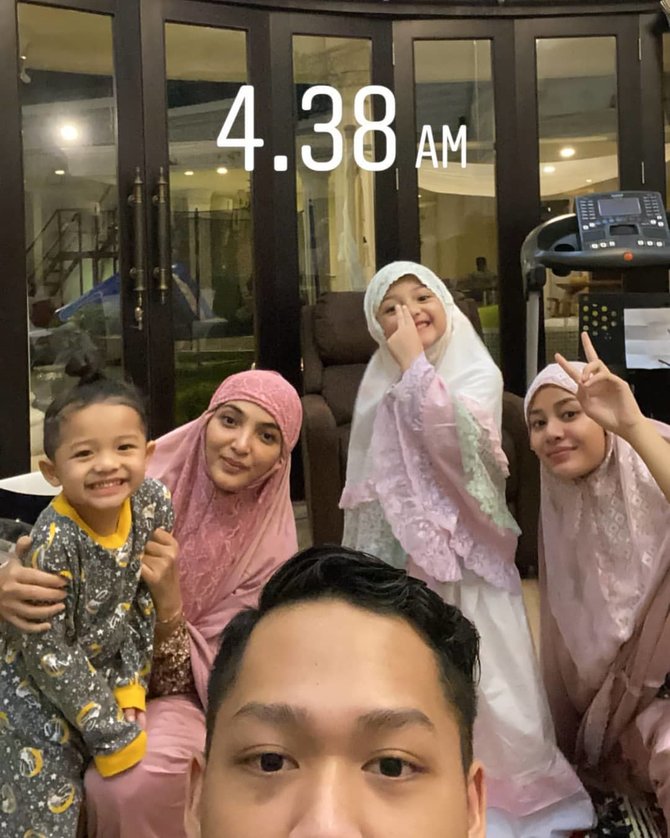 menggemaskan anak selebriti sahur