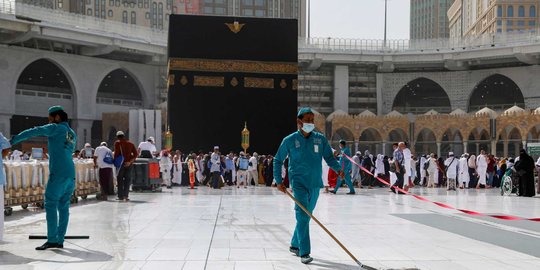 Selama Libur Lebaran, Arab Saudi Berlakukan Lockdown dan Jam Malam, Mekkah Ditutup