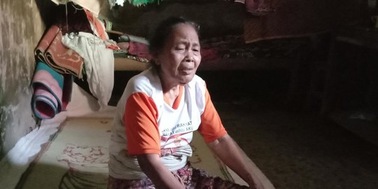 Kisah Nenek Rusmi, Bertahan di Rumah yang Hampir Roboh dan Tak Pernah Dapat Bantuan