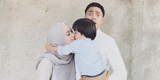 Unggah Tingkah Gemas Anak Saat Live Instagram, Dito Percussion Kena Protes Sekala