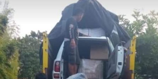 Coba Kelabui Petugas, Pemudik Sembunyi di Bagasi Mobil Diangkut Truk