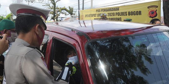 Kemarin, 556 Kendaraan Berupaya ke Luar Jakarta untuk Mudik