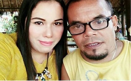 potret ucok baba dan istri