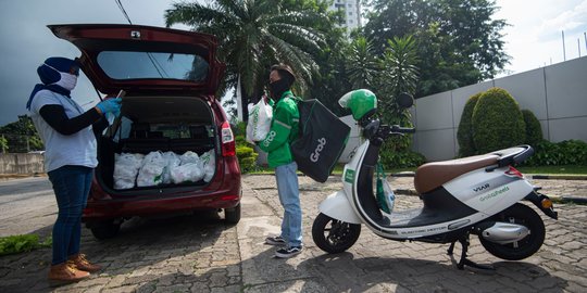 Grab dan YPO Bagikan 100.000 Paket Berbuka Puasa di Jakarta
